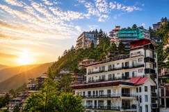 Hotel Mahadev