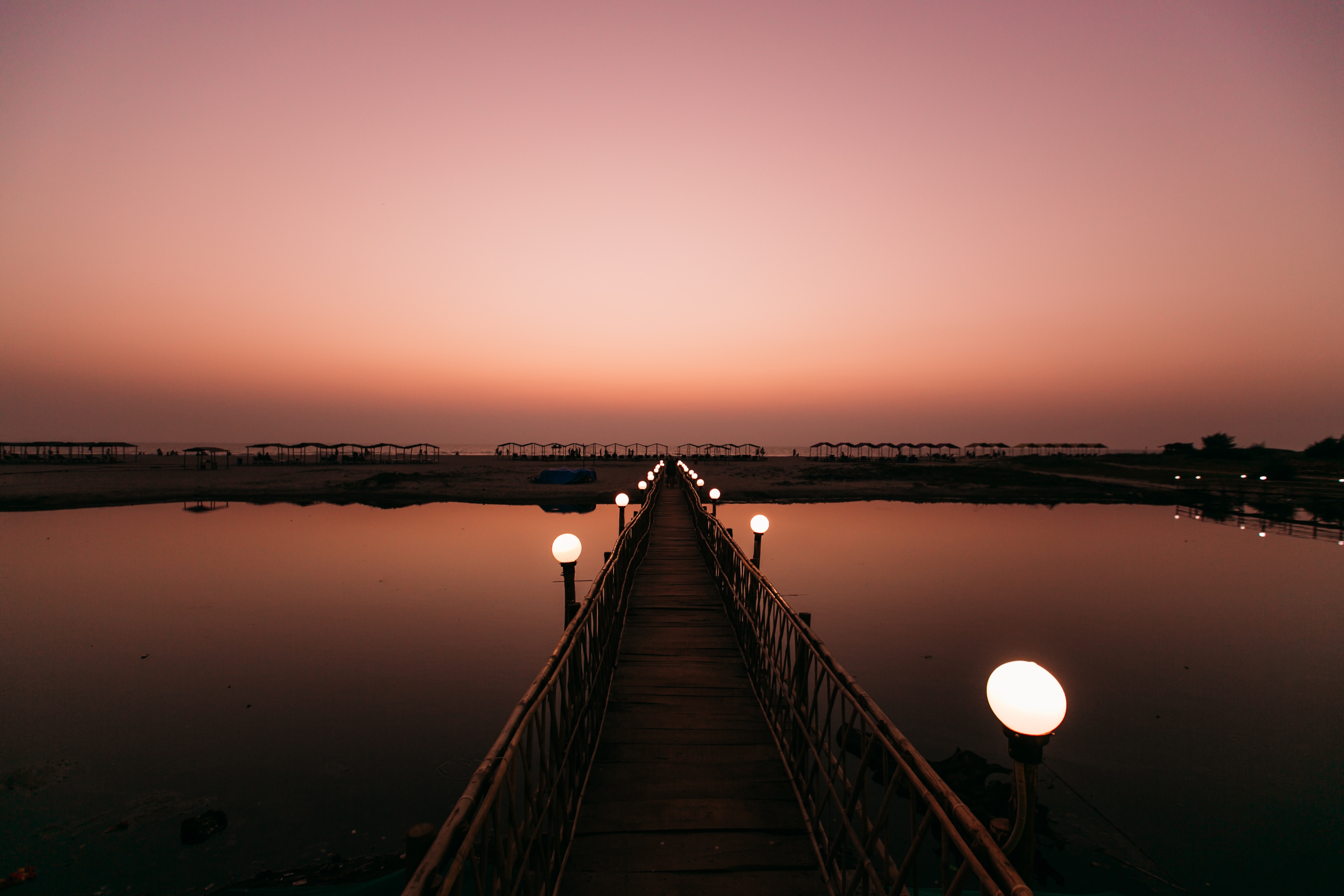 SUNSET WAVES RESORT - Tap to explore photos