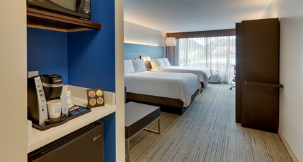 Holiday Inn Express & Suites CORBIN Room Type - 2 Queen Beds Suite