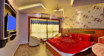 Hotel Girish and Resorts Room Type - Executive Room Hotel Girish and Resorts Room Type - Executive Room