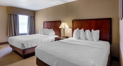Best Western Plus Inn at Hunt Ridge Room Type - Accessible - 2 Queen, Mobility Accessible, Bathtub, Non-Smoking, Full Breakfast