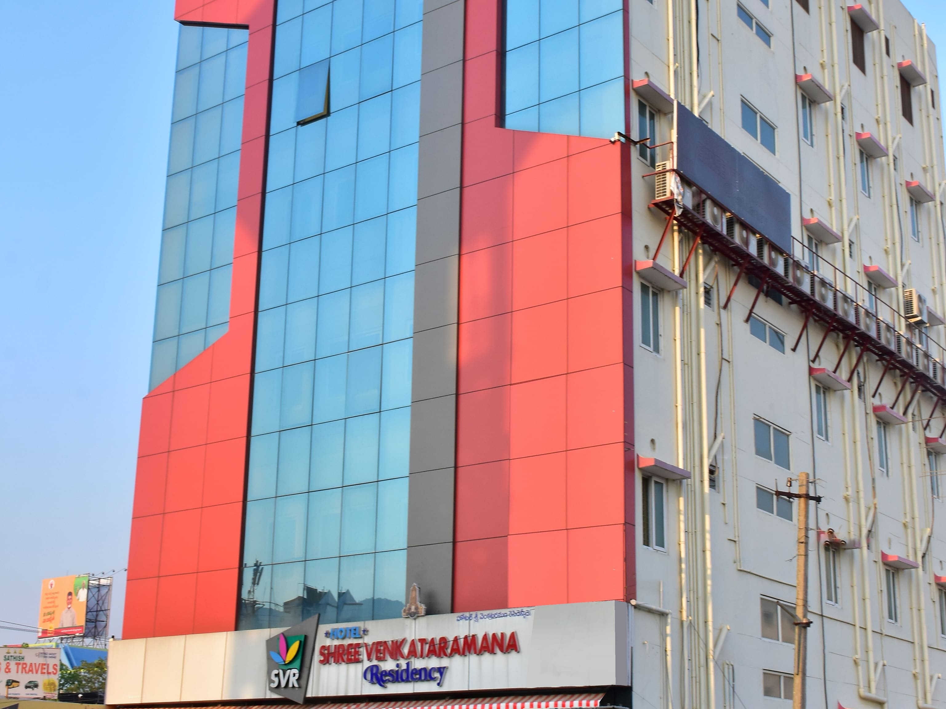 HOTEL BHAKTHA NIVAS - Tap to explore photos