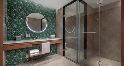 Holiday Inn BEIHAI SILVER BEACH by IHG Room Type - 2 DOUBLE PREMIUM OCEAN VIEW