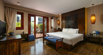 Oriental Suite Hotel & Spa Room Type - Royal Suite Terrace