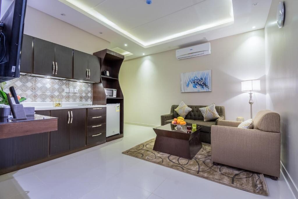 Almuhaidb Residence Aldawadmi - Tap to explore photos