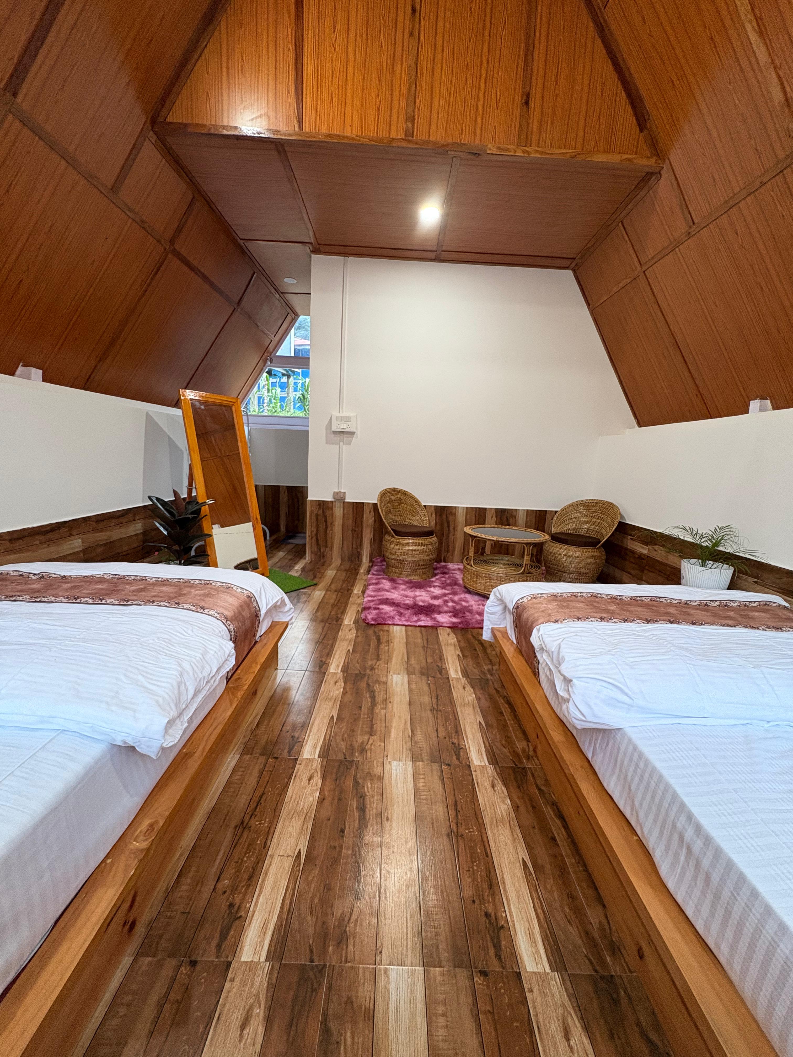 Dirang Cozy Home Cottage - Tap to explore photos