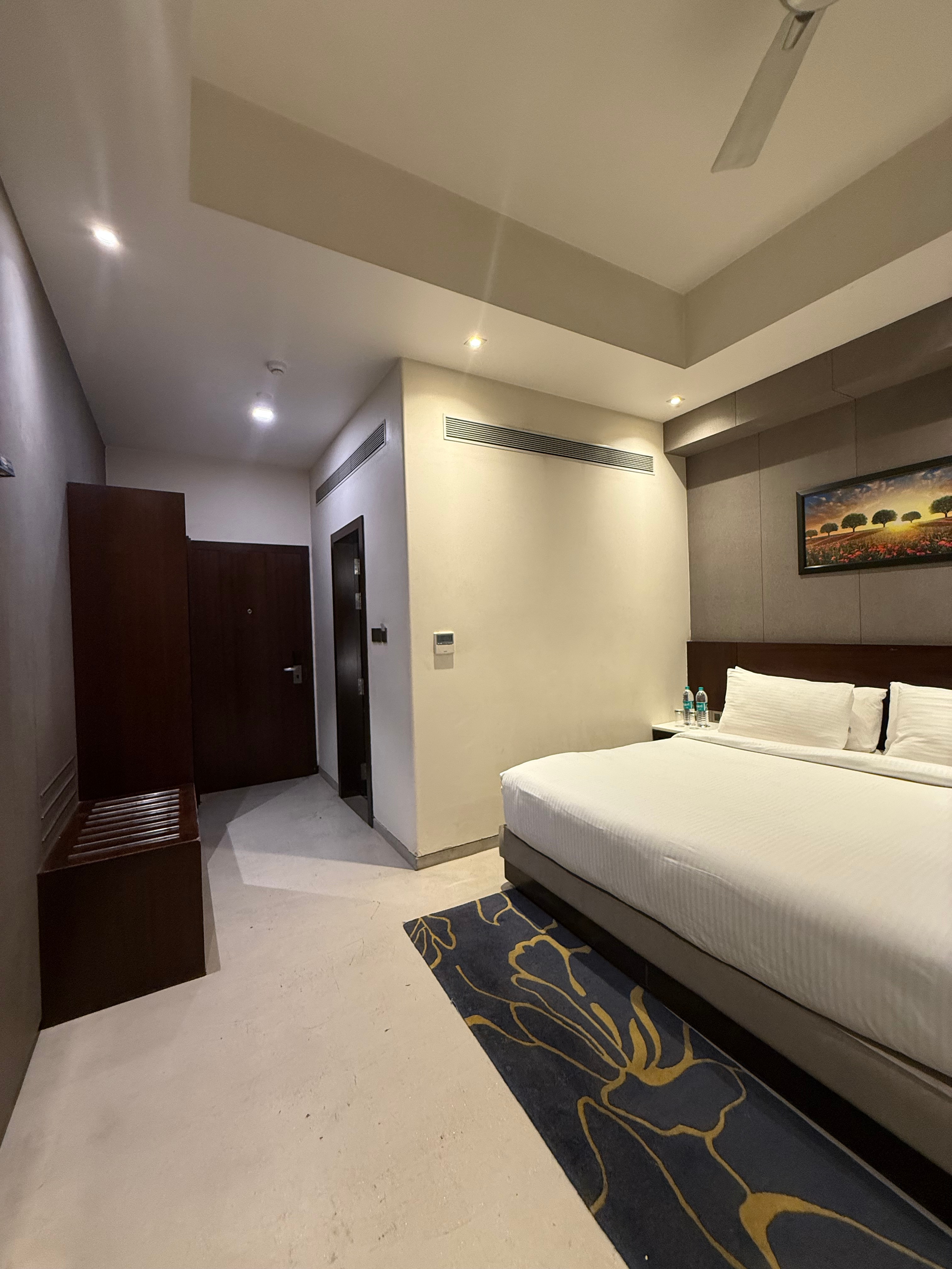 Hotel Brijwasi Lands Inn - Tap to explore photos