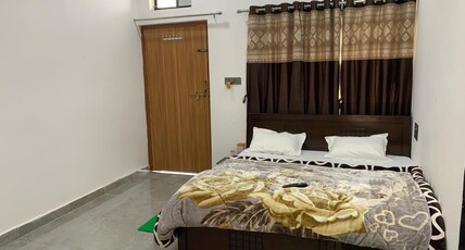 Hotel Grand Waris Room Type - NON AC Room