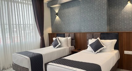 Sabu's Grand Royale Hotel Room Type - Deluxe Twin Room