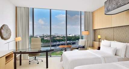 The Westin Gurgaon Room Type - Club Twin City View with Bathtub