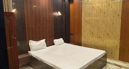 HOTEL LOTUS INN Room Type - Deluxe AC Room