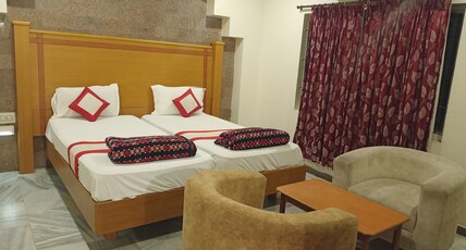 Krishna Tourist Home Room Type - A/C Room