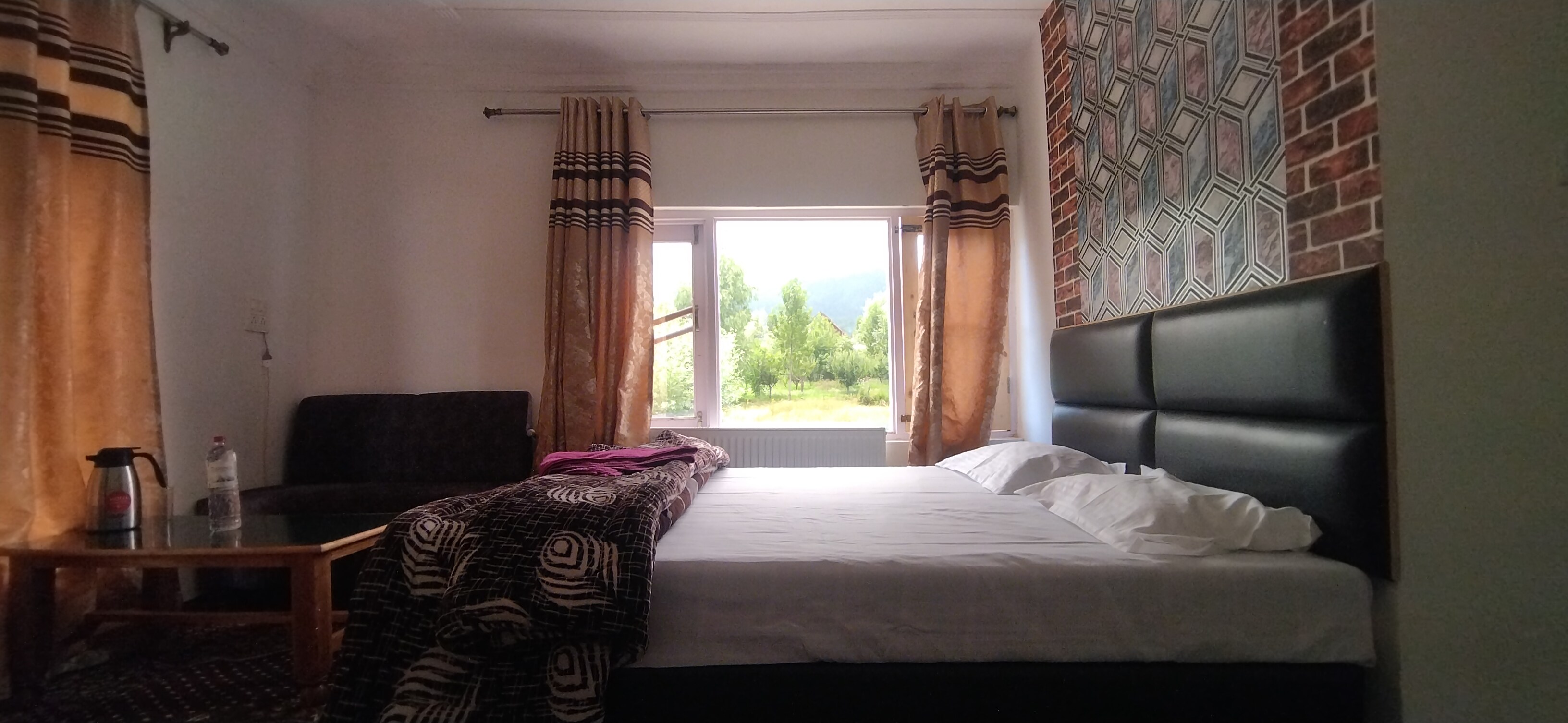 The Gulmarg Gateway Resort | Centrally Heated Rooms - Tap to explore photos