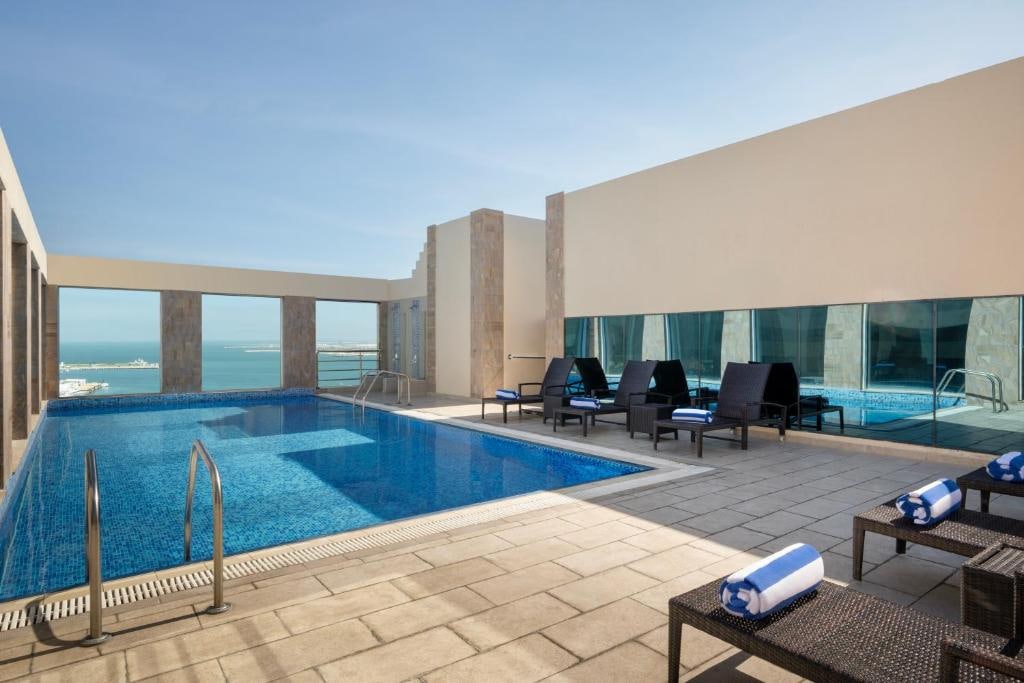 Golden Tulip Doha (City Hotel) - Tap to explore photos