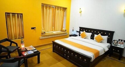 BHAGYALAXMI HOTEL Room Type - Deluxe Room with Air Conditioning