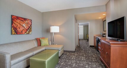 Embassy Suites St. Louis-St. Charles Room Type - 2 QN BEDS CORNER NONSMOK