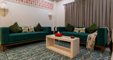 La Vida Eclectic Suites | 10min From Airport Room Type - La Vida Eclectic Suites Shore | 2BHK Entire Apartment