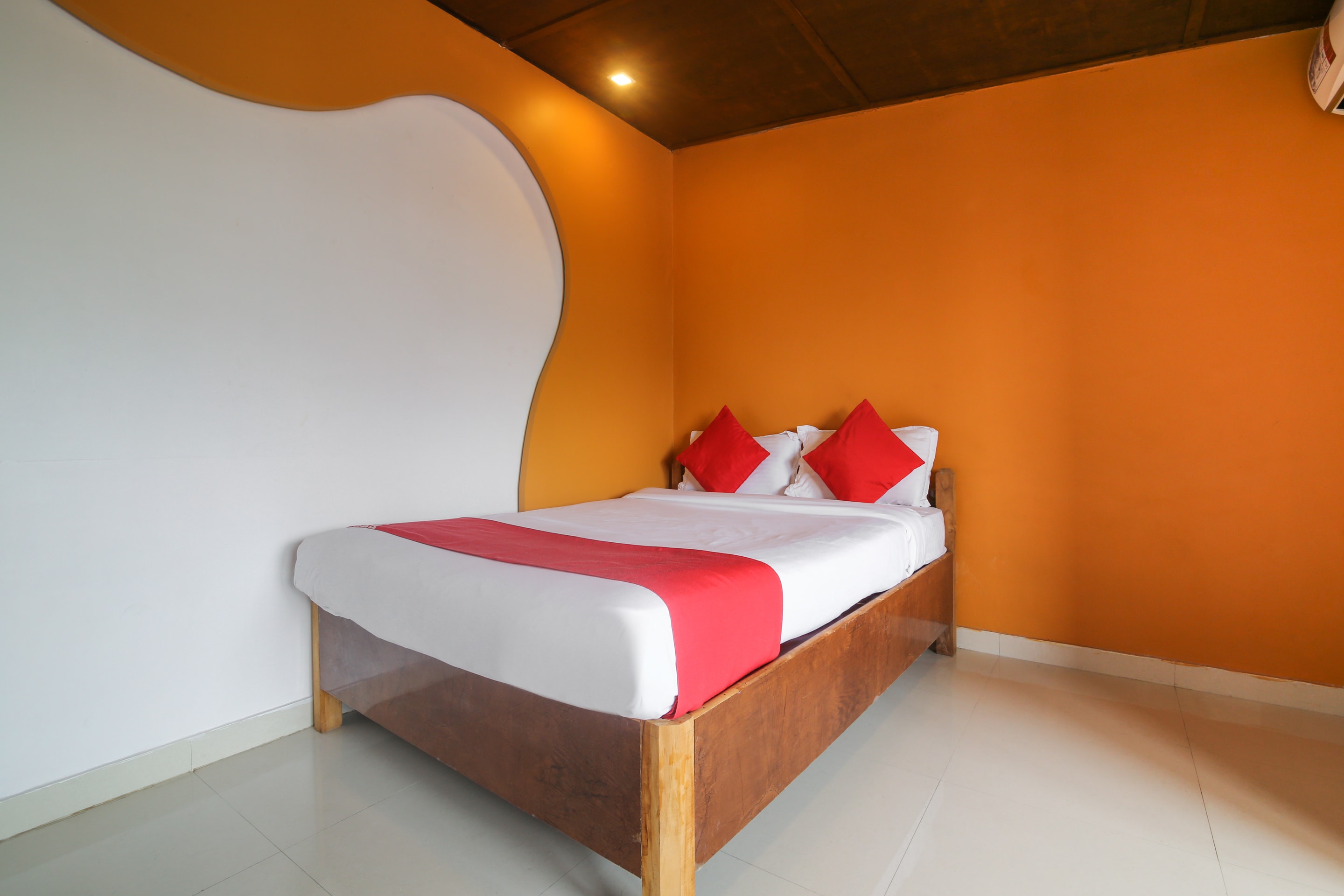 Hotel O Dewa Near Dabolim Airport - Tap to explore photos