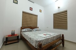 Poonkavanam Gust House