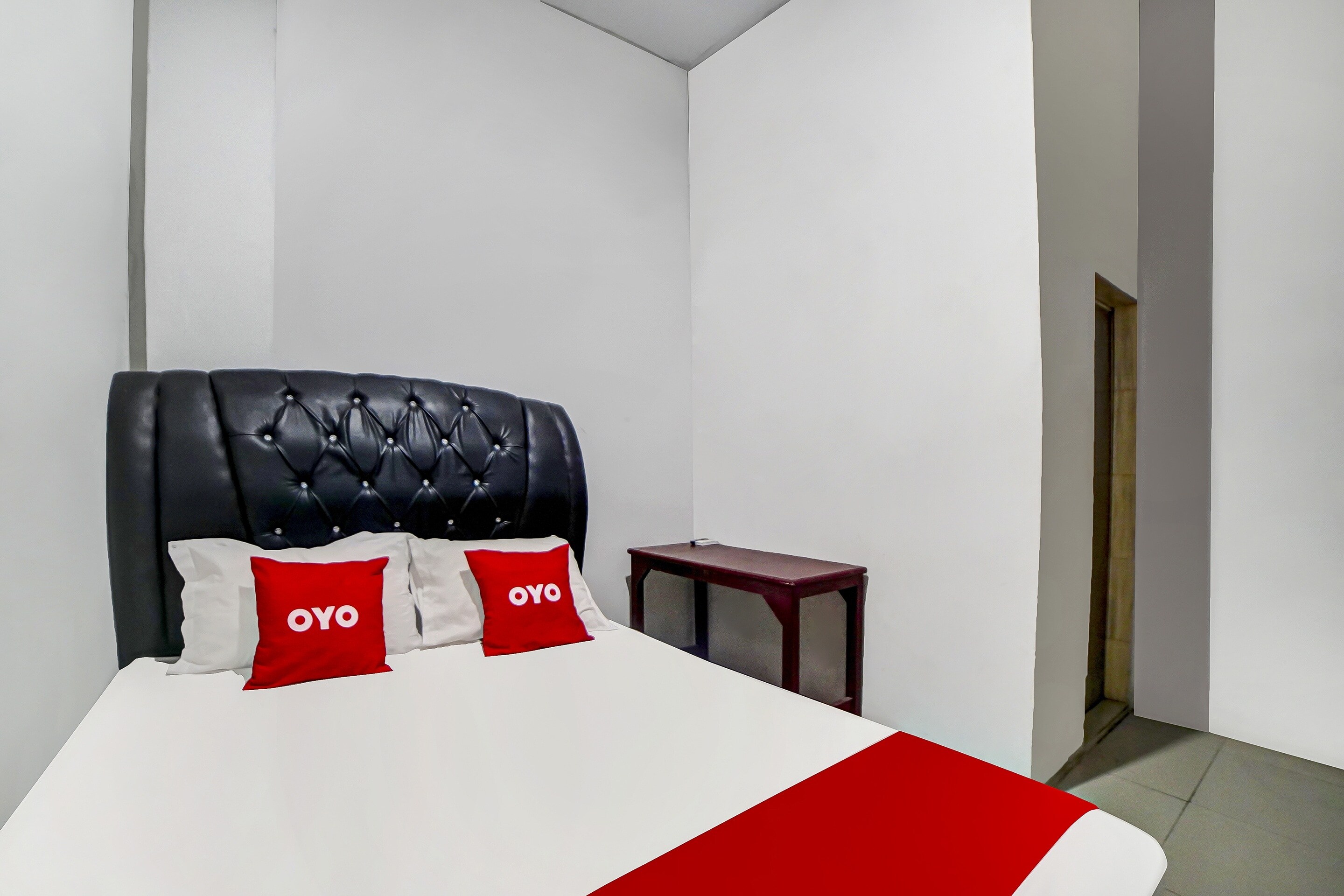 Hotel O Brayan Guest House - Tap to explore photos