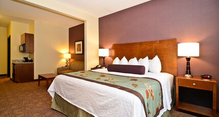 Best Western Plus Carousel Inn & Suites Room Type - Suite-1 King Bed, Non-Smoking, Sofabed, Microwave And Refrigerator, Wi-Fi, Full Breakfast Best Western Plus Carousel Inn & Suites Room Type - Suite-1 King Bed, Non-Smoking, Sofabed, Microwave And Refrigerator, Wi-Fi, Full Breakfast