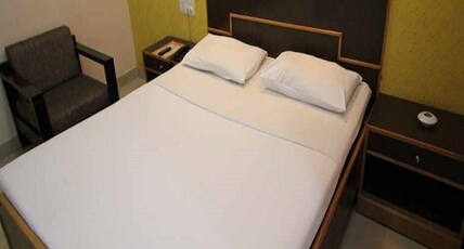 Hotel Raj Room Type - Standard Non Ac Room