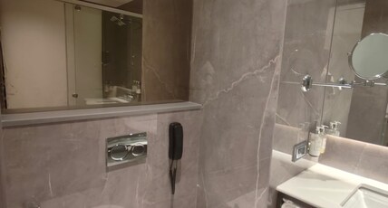 Enrise by Sayaji Bhopal Room Type - Executive Grand Room