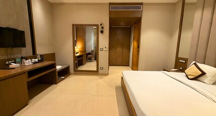 Hotel Cloud 9 Room Type - Super Premium Room