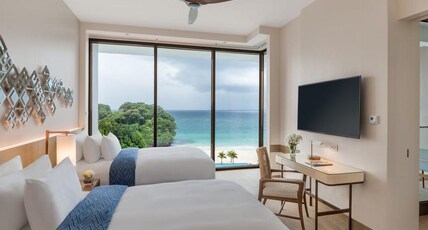 Crimson Resort and Spa Boracay Room Type - Suite Seaview Crimson Resort and Spa Boracay Room Type - Suite Seaview