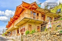 Kothiwal Cottage |6BR| Luxe,Premium&Dorm| Shoja-Jibhi By Homeyhuts