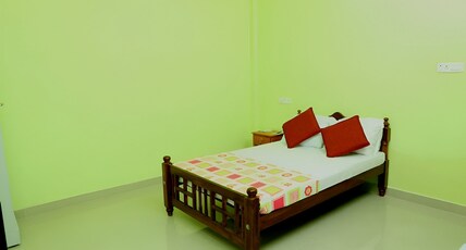 Plavunkal Hevel Homes Room Type - Room no.3 (1BHK NON AC)