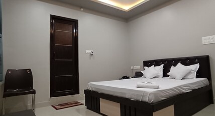 Hotel Vedanta Room Type - Deluxe Room