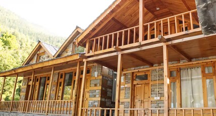 Mist & Lotus Duplex Room with Balcony By Homeyhuts Room Type - Mist & Lotus Duplex Room with Balcony By Homeyhuts