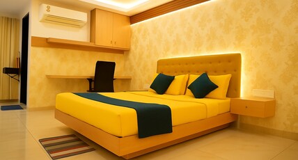 Shree Narenn Hotels Room Type - Standard Room with City View