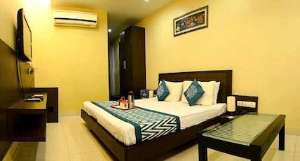 Hotel Pelican near Janakpuri Room Type - Deluxe Room Hotel Pelican near Janakpuri Room Type - Deluxe Room