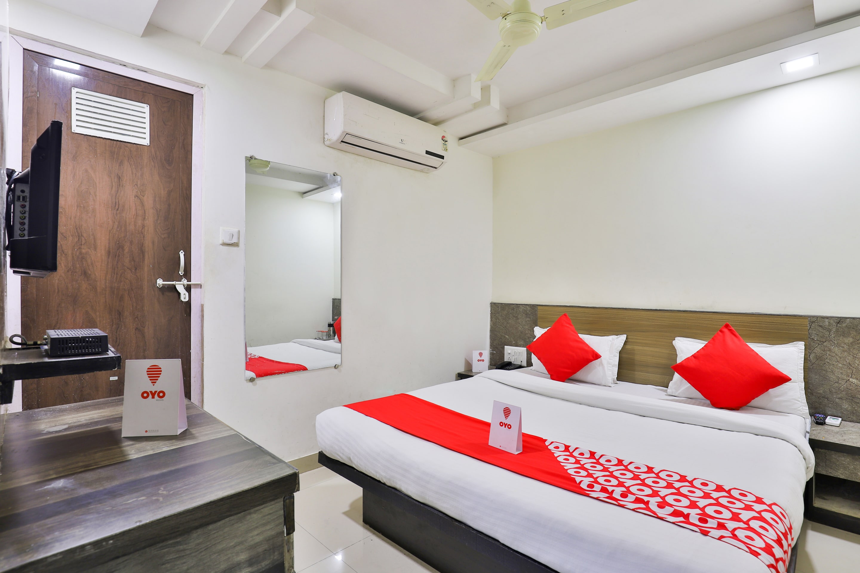 Hotel O Neel Kamal - Tap to explore photos