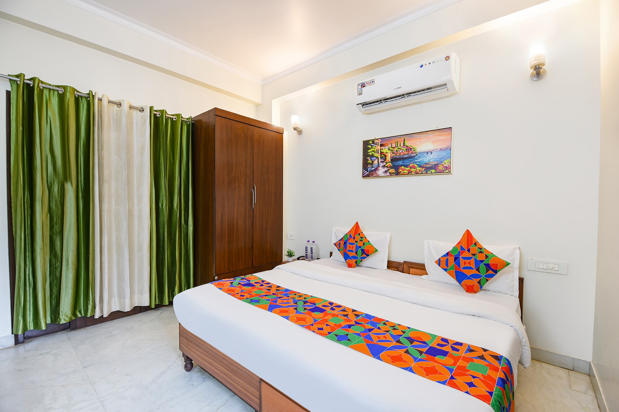 Comfy cottage gurgaon - Tap to explore photos