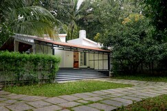 Ohstayz Bliss | Jacuzzi Villa