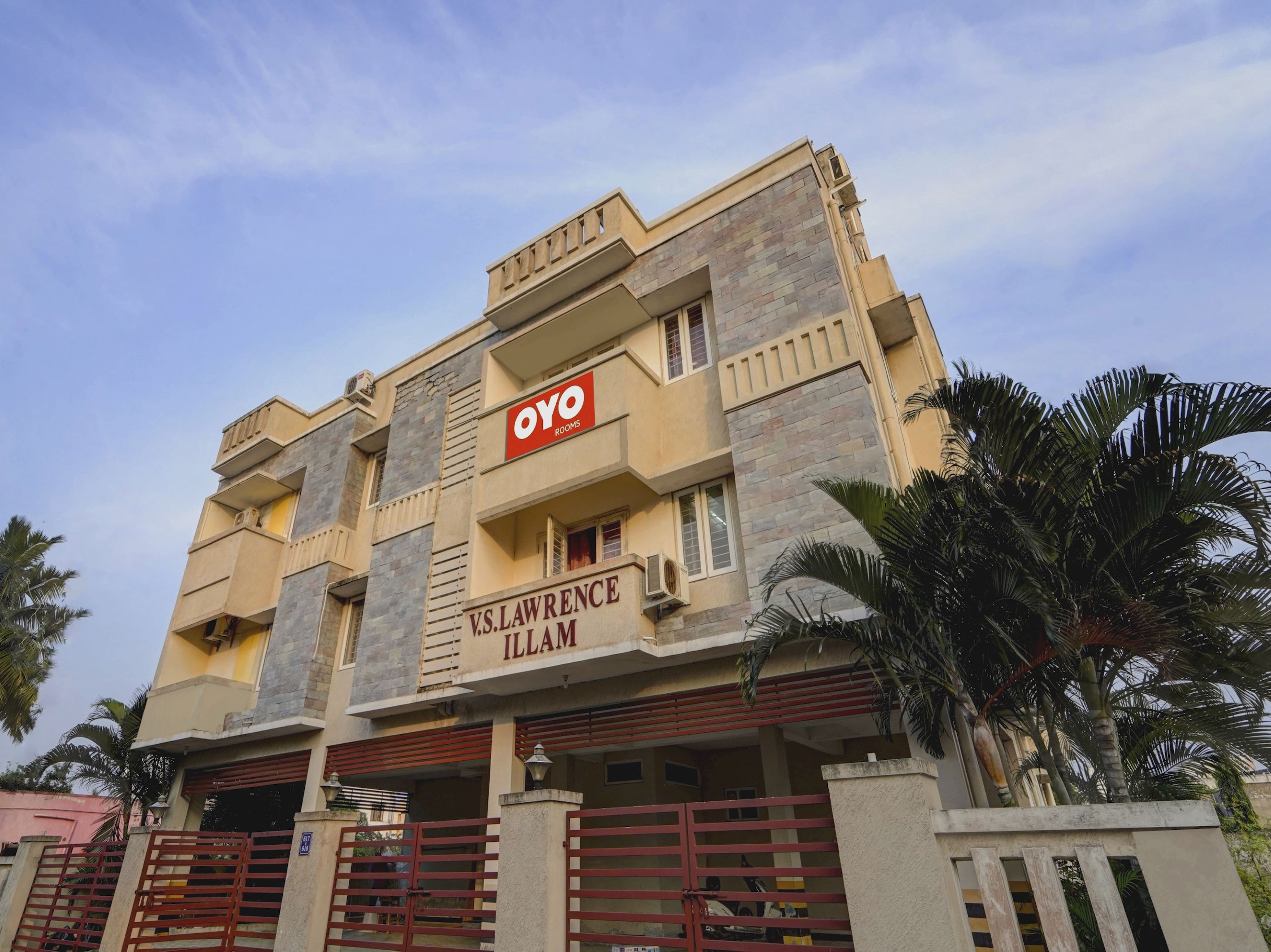 Hotel O Senthamizh Residency - Tap to explore photos