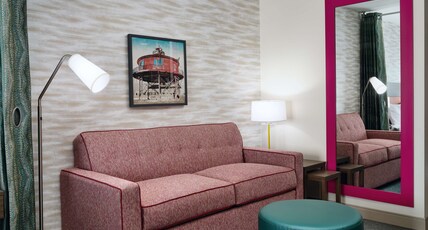 Home2 Suites by Hilton Towson Room Type - 2 QUEEN BEDS STUDIO SUITE Home2 Suites by Hilton Towson Room Type - 2 QUEEN BEDS STUDIO SUITE