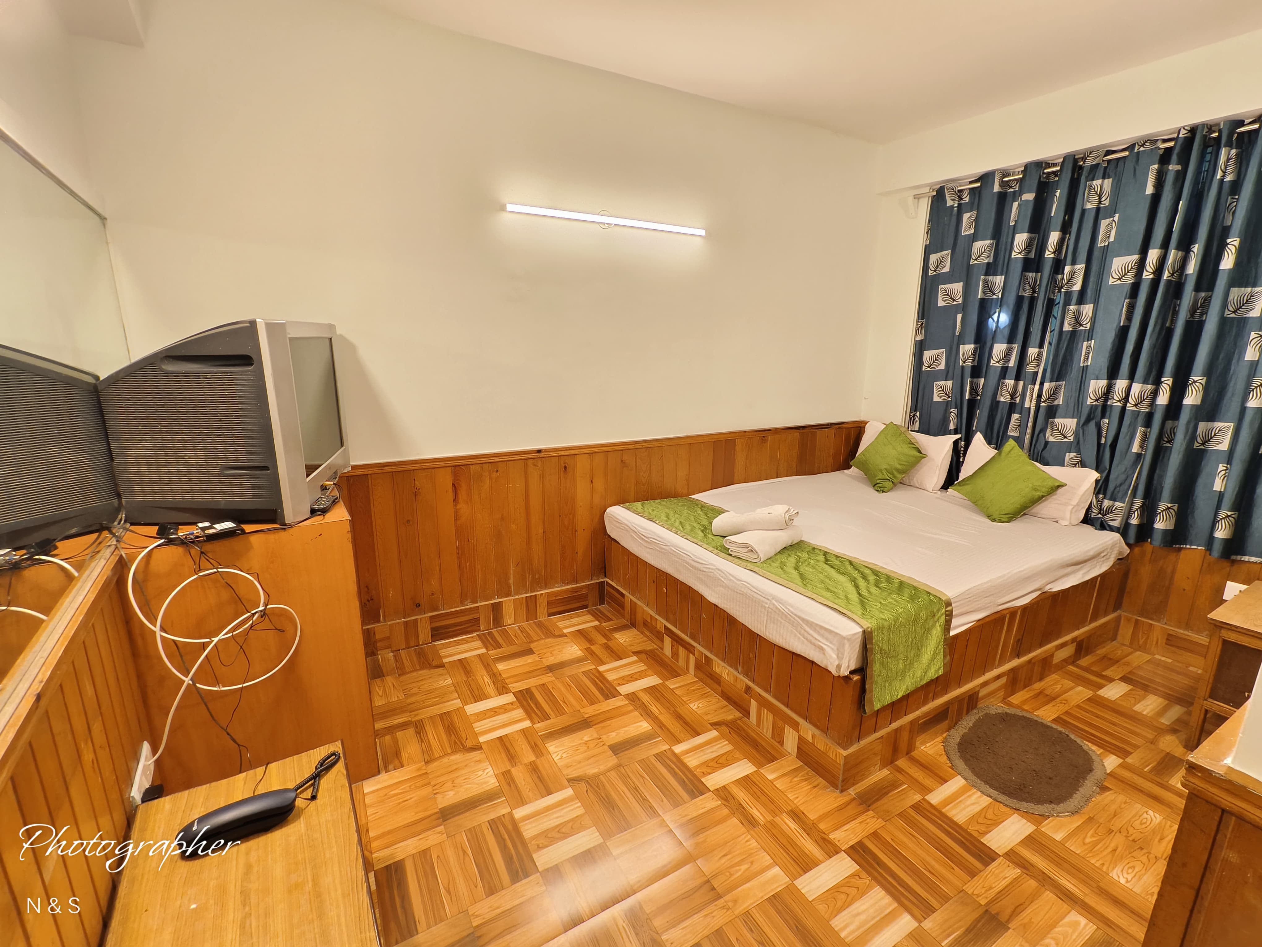 Hotel kanchan Norbu - Tap to explore photos