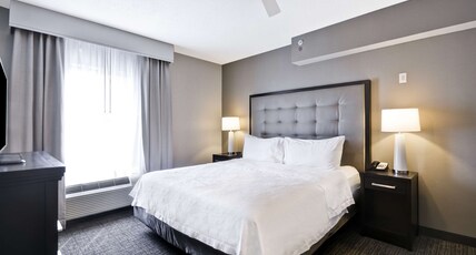 Homewood Suites by Hilton Ithaca Room Type - 1KING 2QN 2BA ACC TUB NSMK