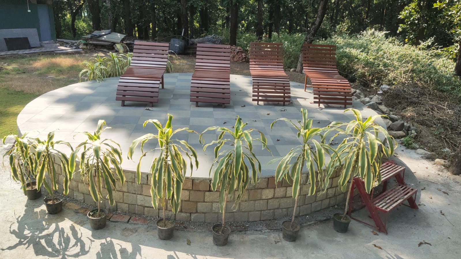 Salvan Stay A Luxurious Stay - Tap to explore photos