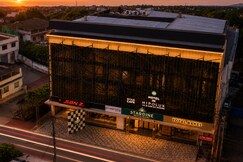 Hypolux Business Hotel