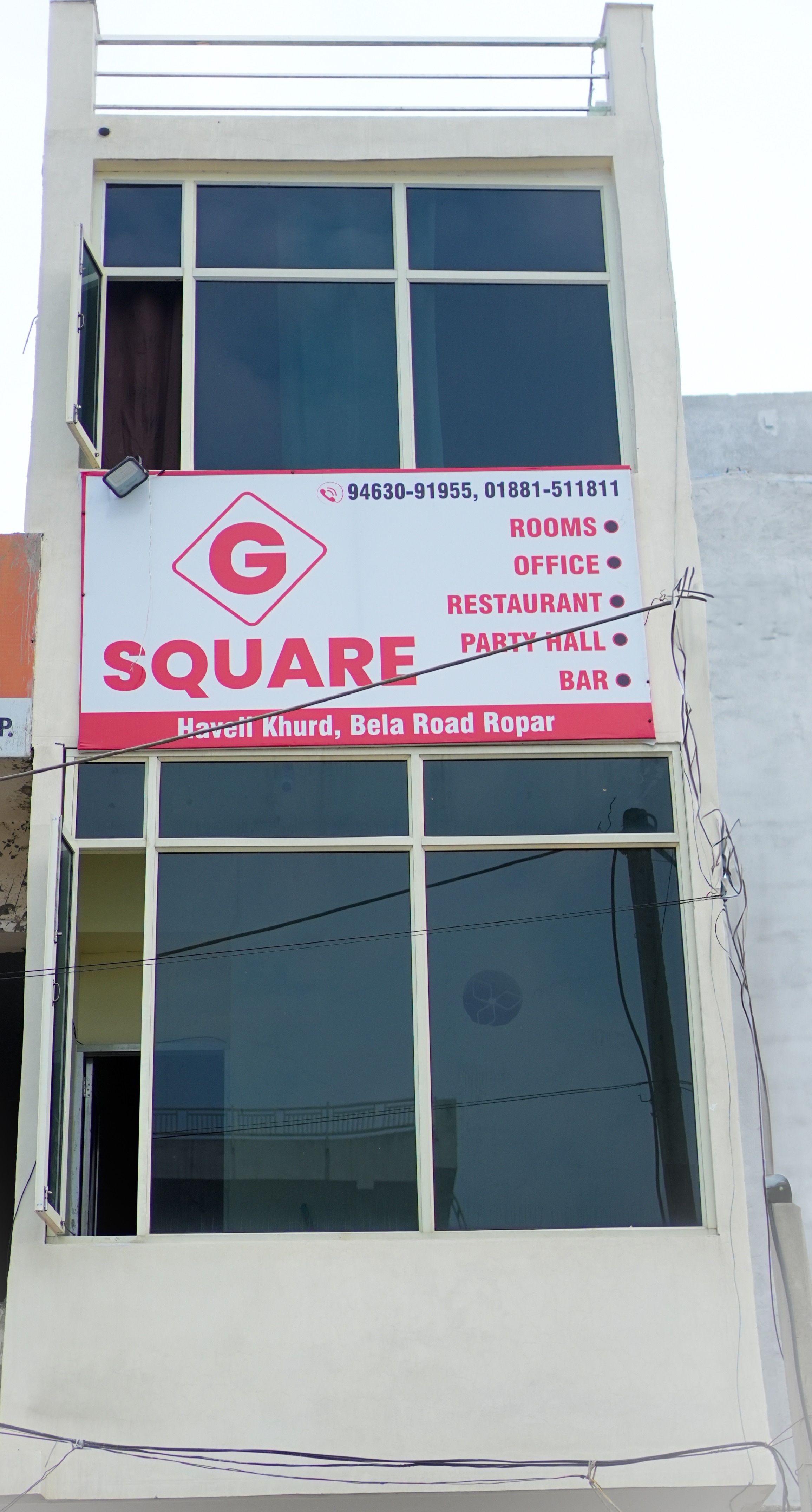 G SQUARE Rooms - Tap to explore photos