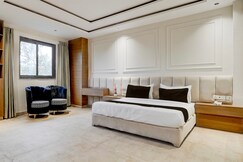 OYO 840358 HOTEL O ELVILLA