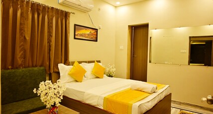 BlueBells Varanasi Room Type - Deluxe AC Room