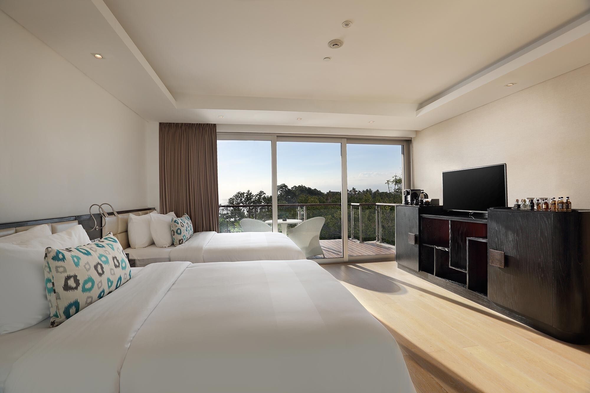 Double-Six Luxury Hotel Seminyak - Tap to explore photos