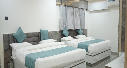 Govardhan Guest House Room Type - Super Deluxe Four Bed Room