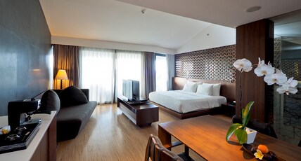 IZE Seminyak Room Type - Junior Suite